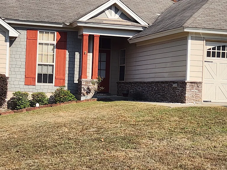 108 Saint Andrew Ct — Photo 1
