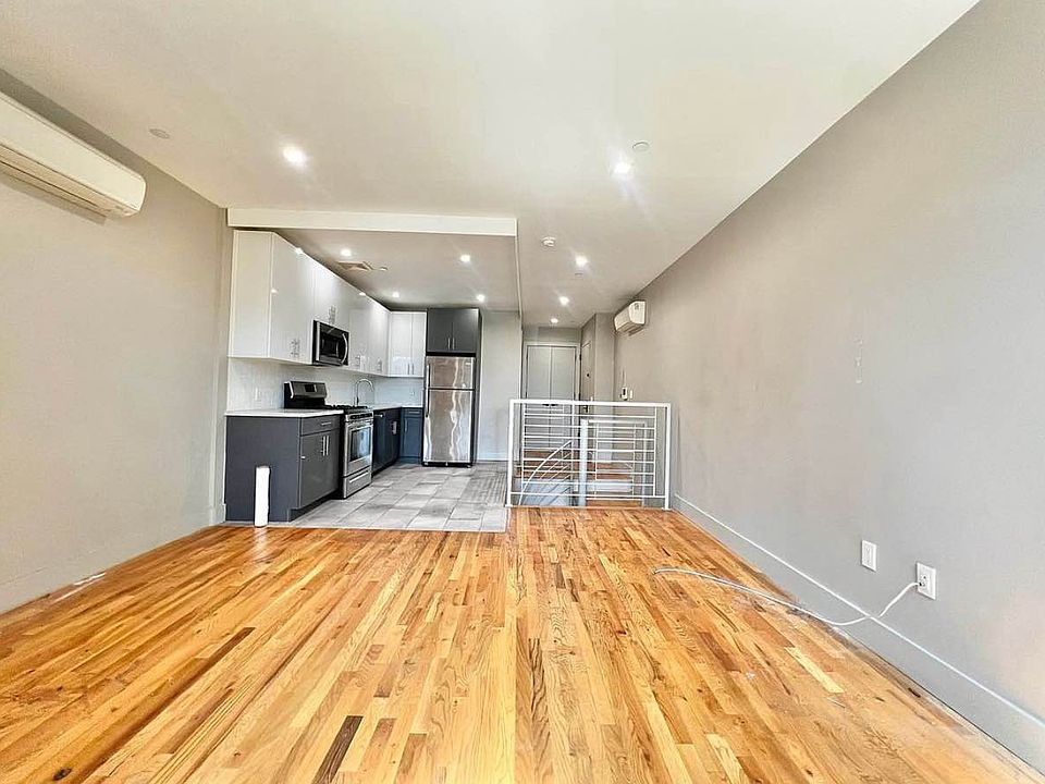 1st image of 2807 Snyder Ave #1A