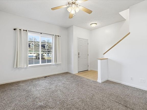 4th image of 103 Linn Ct