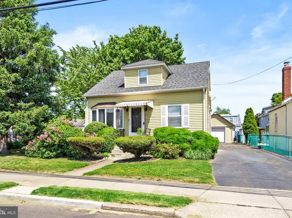 48 Julia Ave, Hamilton, NJ 08610