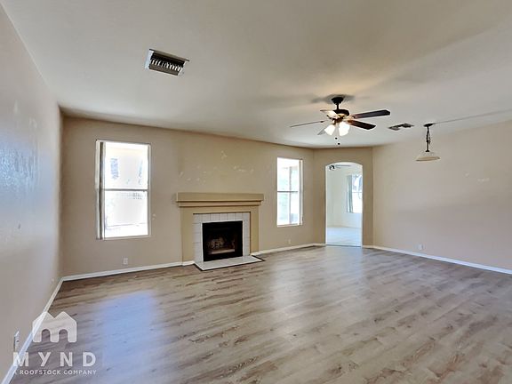 4th image of 3434 W Desert Bend Loop