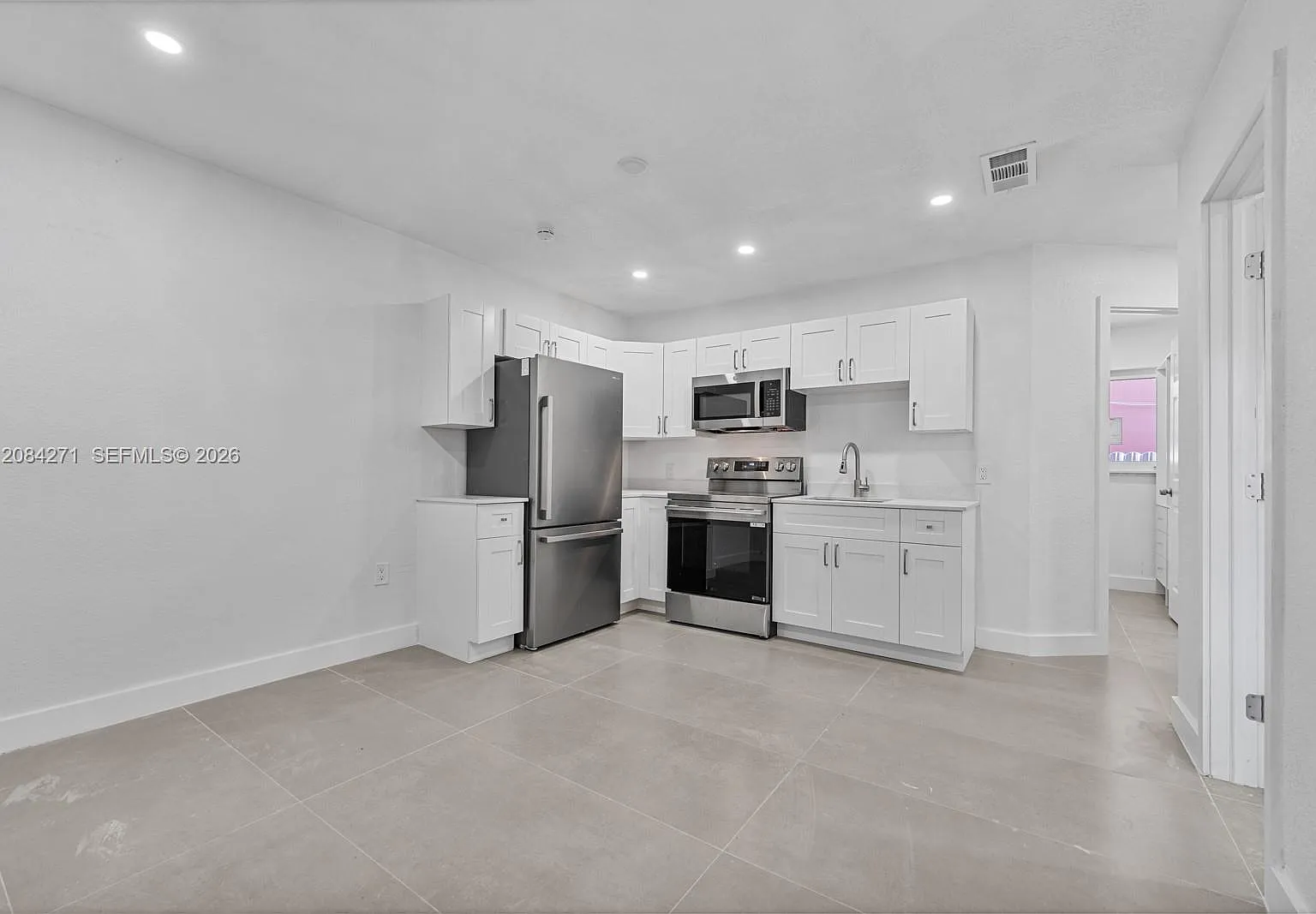 Kenwood Sub — Photo 2
