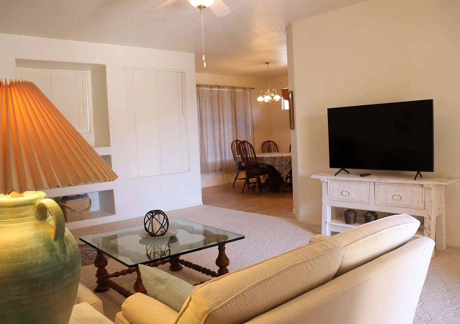 55+ Gated Community - Fully Furnished - Month to month Term Lease — Photo 4