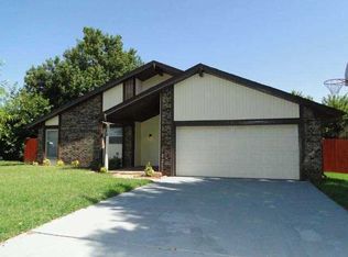 508 SW 25th St, El Reno, OK 73036