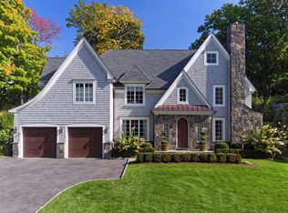 271 Overlook Dr, Greenwich, CT 06830