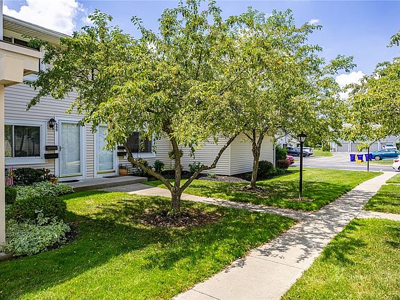 2nd image of 678 Eastbrooke Ln