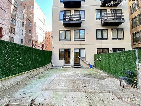 4th image of 62 E 21st St #1L