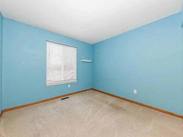 21747 Ives Ct — Photo 11
