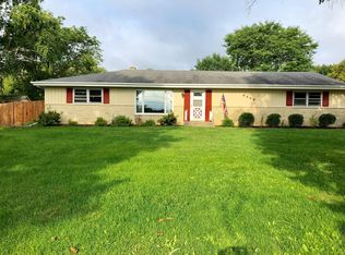 5641 Wildwood Dr, Racine, WI 53403