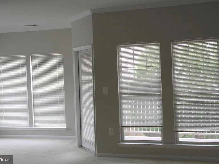 1520 N Point Dr #301 — Photo 13
