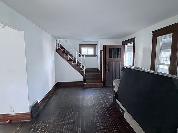 4th image of 336 Cleveland St