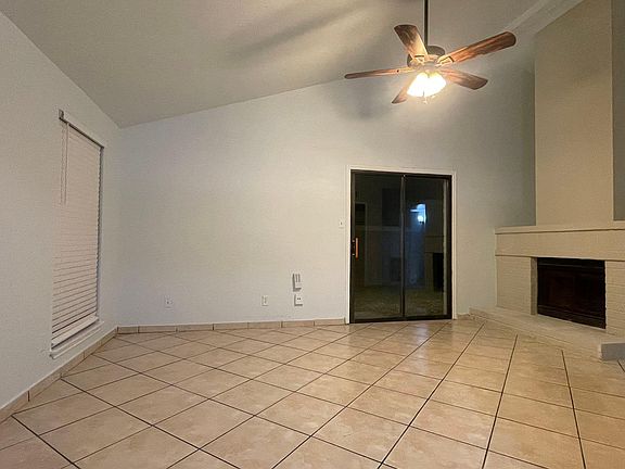 3rd image of 4740 Rose Of Sharon Ln