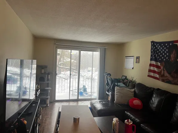 39 Dinan Drive Apartments