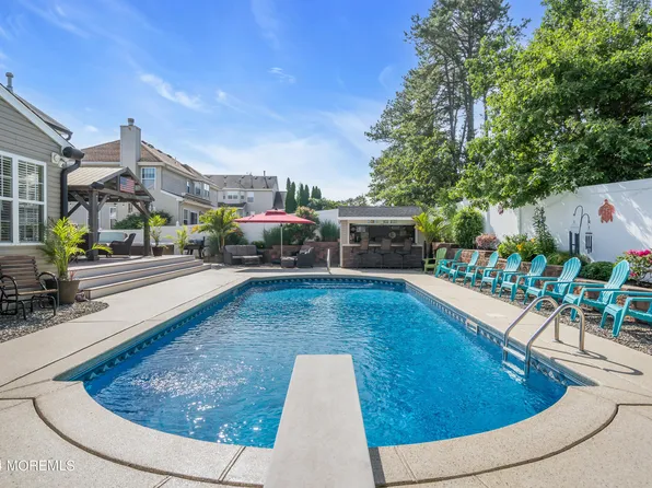 120 Swordfish Road, Manahawkin, NJ 08050