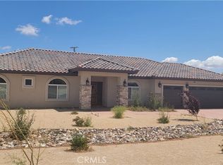 19970 Chickasaw Rd, Apple Valley, CA 92307