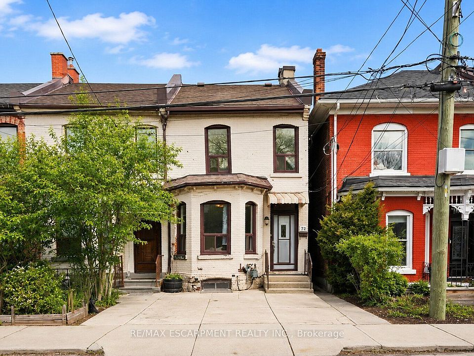 1st image of 79 Murray St E
