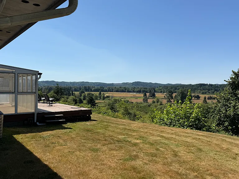 2732 Fairview Ct — Photo 1