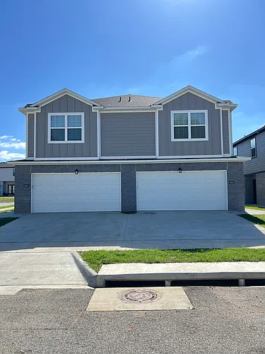 1018 S Benchmark Ln #2 Photo 1
