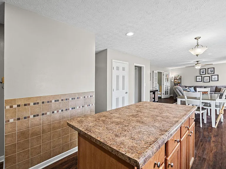 4027 Fiddlesticks Dr — Photo 6