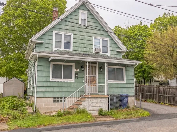 24 Swain St, Dracut, MA 01826