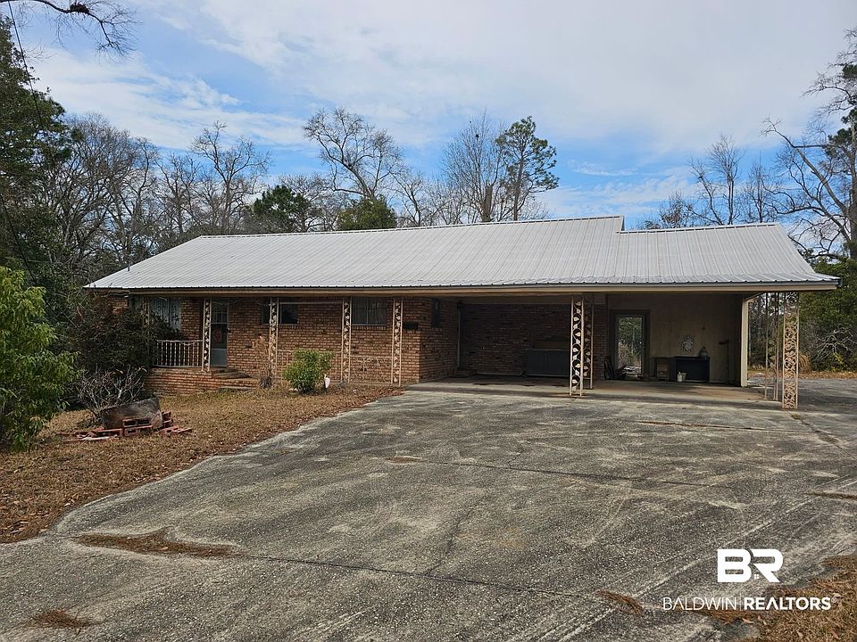1st image of 304 Sutherland Dr