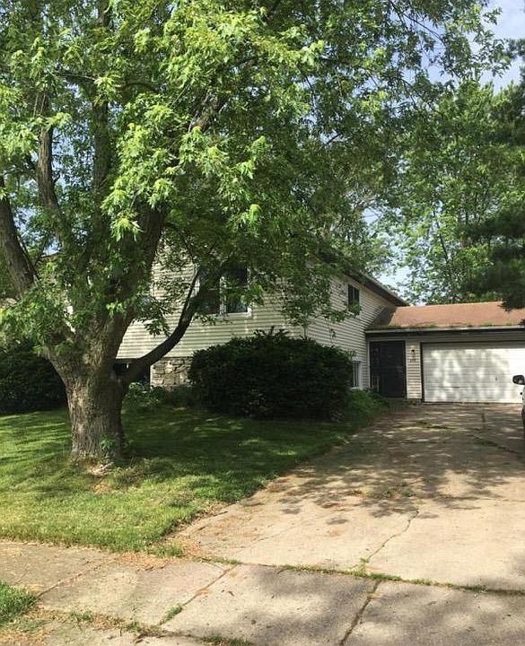 1st image of 577 Cottonwood Cir