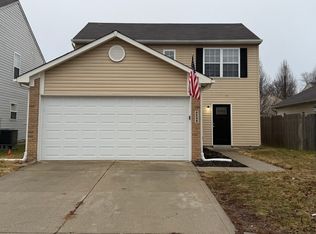 4249 Village Bend Dr, Indianapolis, IN 46254