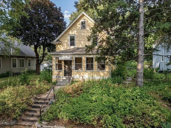 1006 Cromwell Ave, Saint Paul, MN 55114