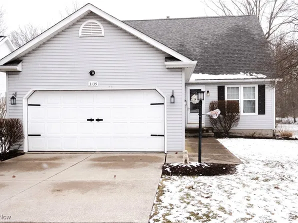 3139 Pondview Dr #13, Ravenna, OH 44266