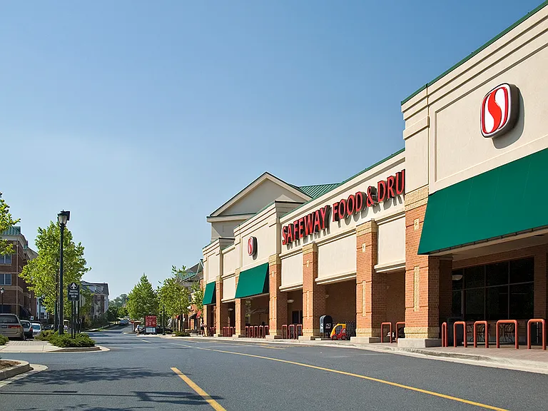 Safeway grocery store in Rockville, Maryland