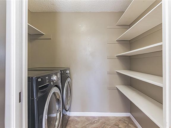 3rd image of 226 Lido St #J-4
