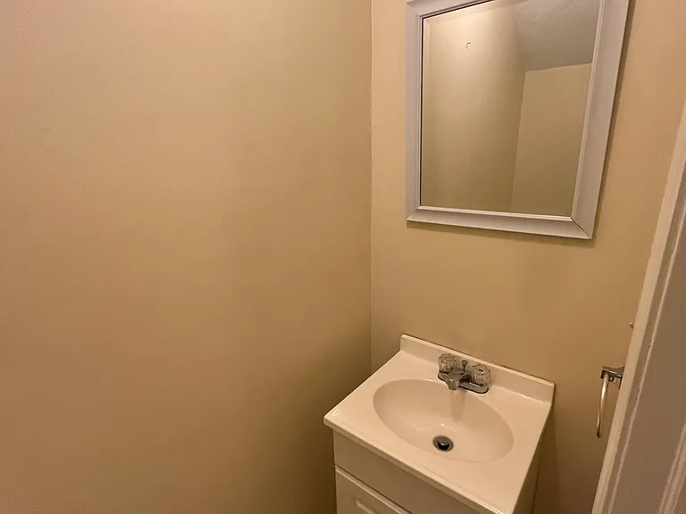 2906 Autumnwood Dr — Photo 8