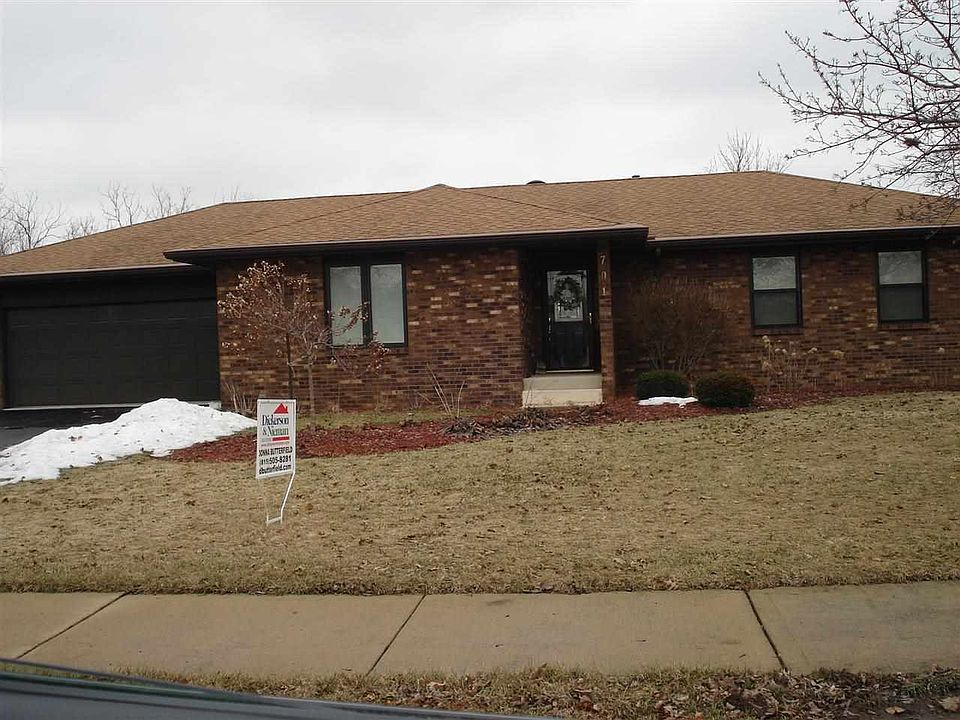 1st image of 701 N Kocher