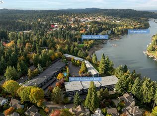 200 Burnham Rd Unit 200, Lake Oswego, OR