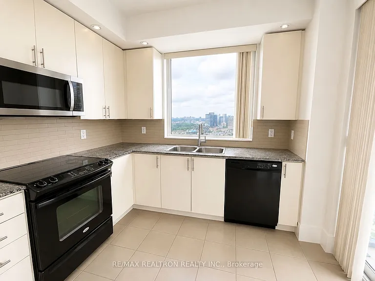 181 Wynford Dr #2907 — Photo 7