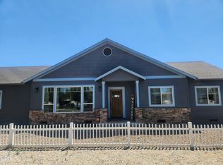 3806 Valley Meadows Dr, White City, OR 97503