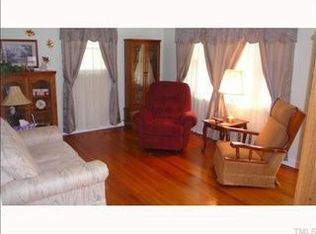 32 Fellowship Dr, Durham, NC 27704