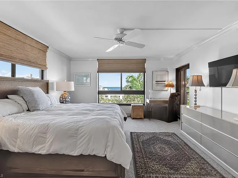 2400 Gulf Shore Blvd N #603 — Photo 18