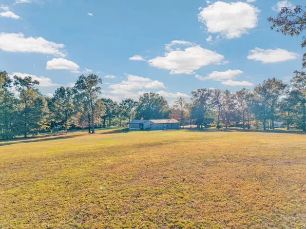 1168 W Green Hill Rd, McMinnville, TN 37110