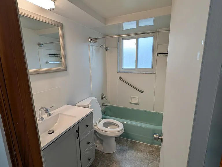 5 Grant Street — Photo 9