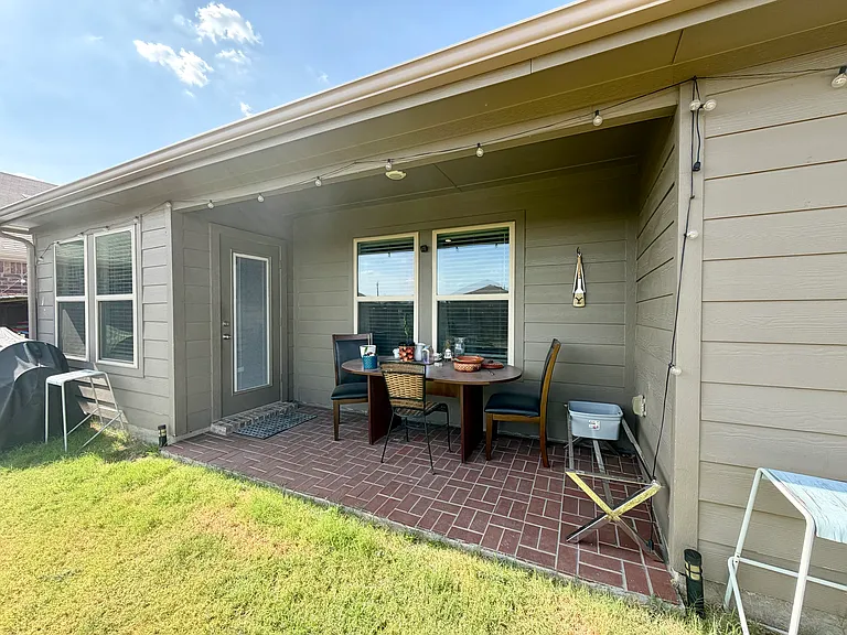 1408 Skyline Dr — Photo 25