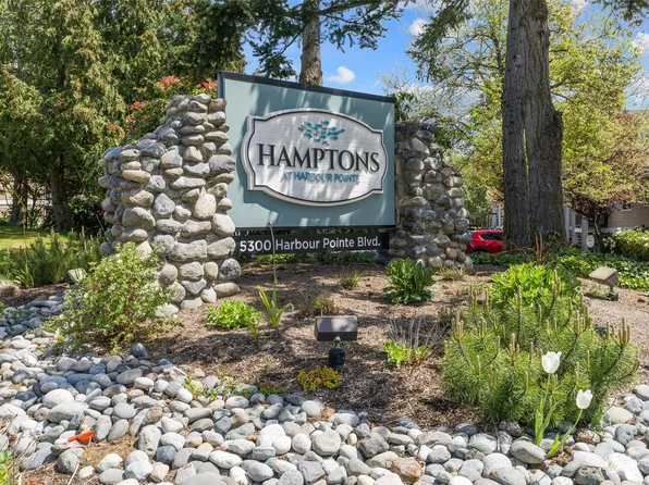 5300 Harbour Pointe Boulevard #301D, Mukilteo, WA 98275