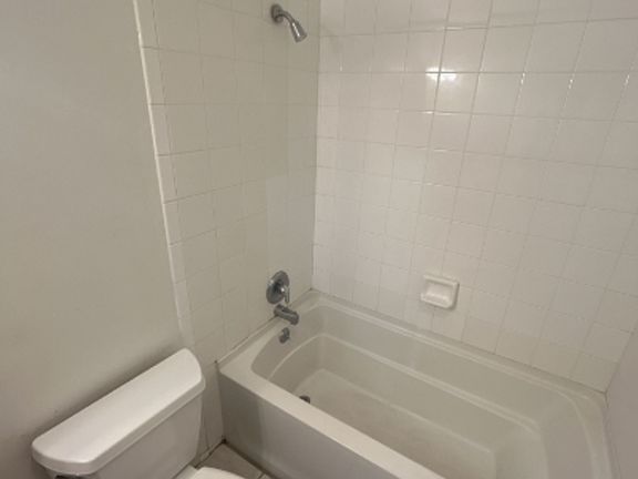 5th image of 7653 Essington Cir