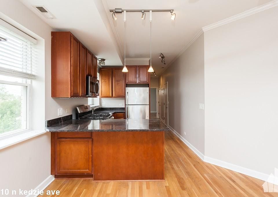 1st image of 2710 N Kedzie Ave #512