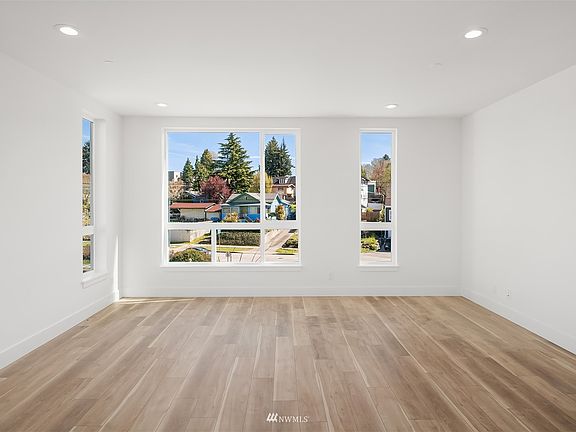 5th image of 5229 Martin Luther King Jr Way S #A