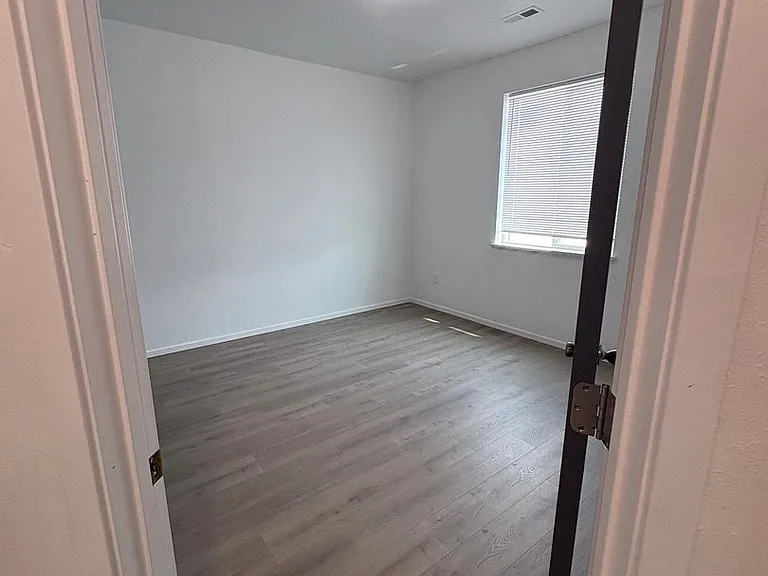2390 Cascade St — Photo 16