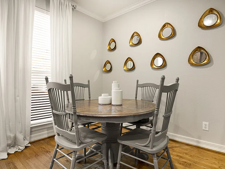 3610 Gillespie St #6 — Photo 7