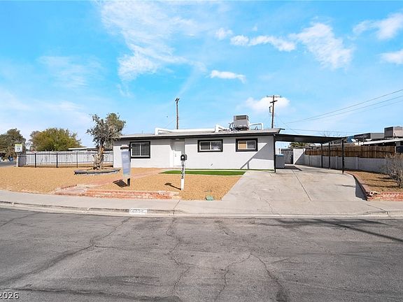 3rd image of 4868 Blanton Dr
