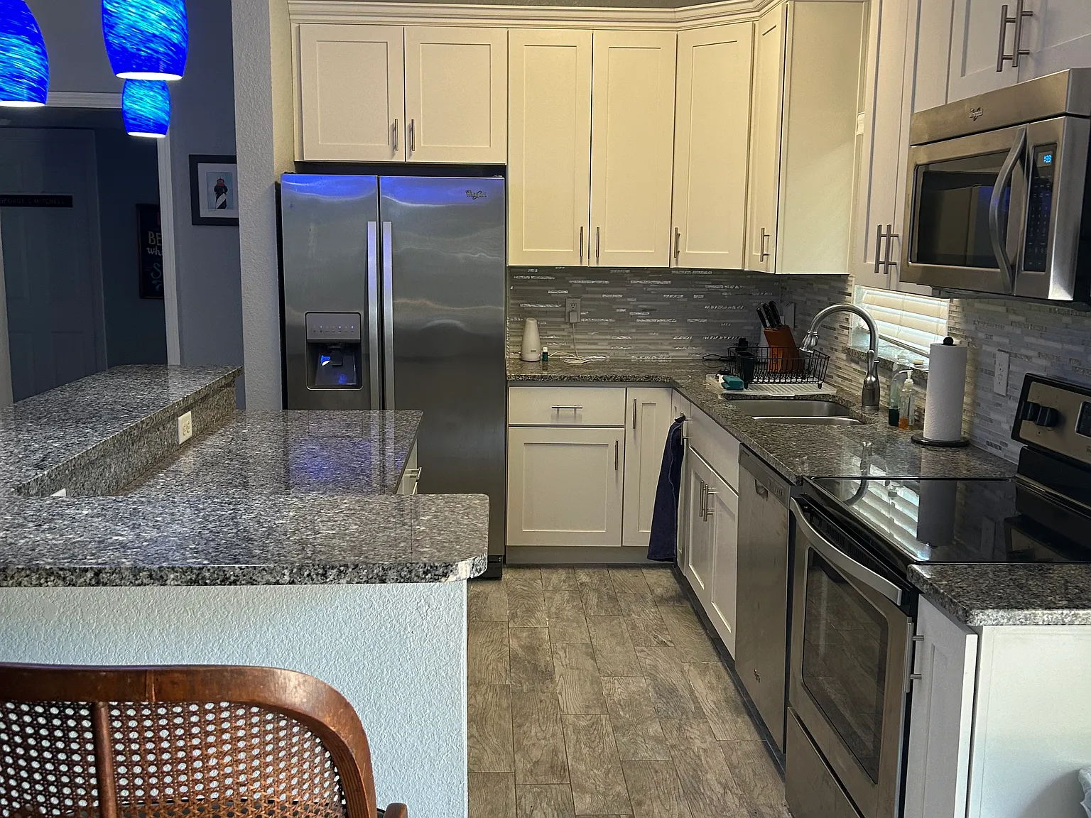 3 bed, 1400 sqft, $2,750 — Photo 4