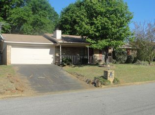 202 Syble Ln, Longview, TX 75605